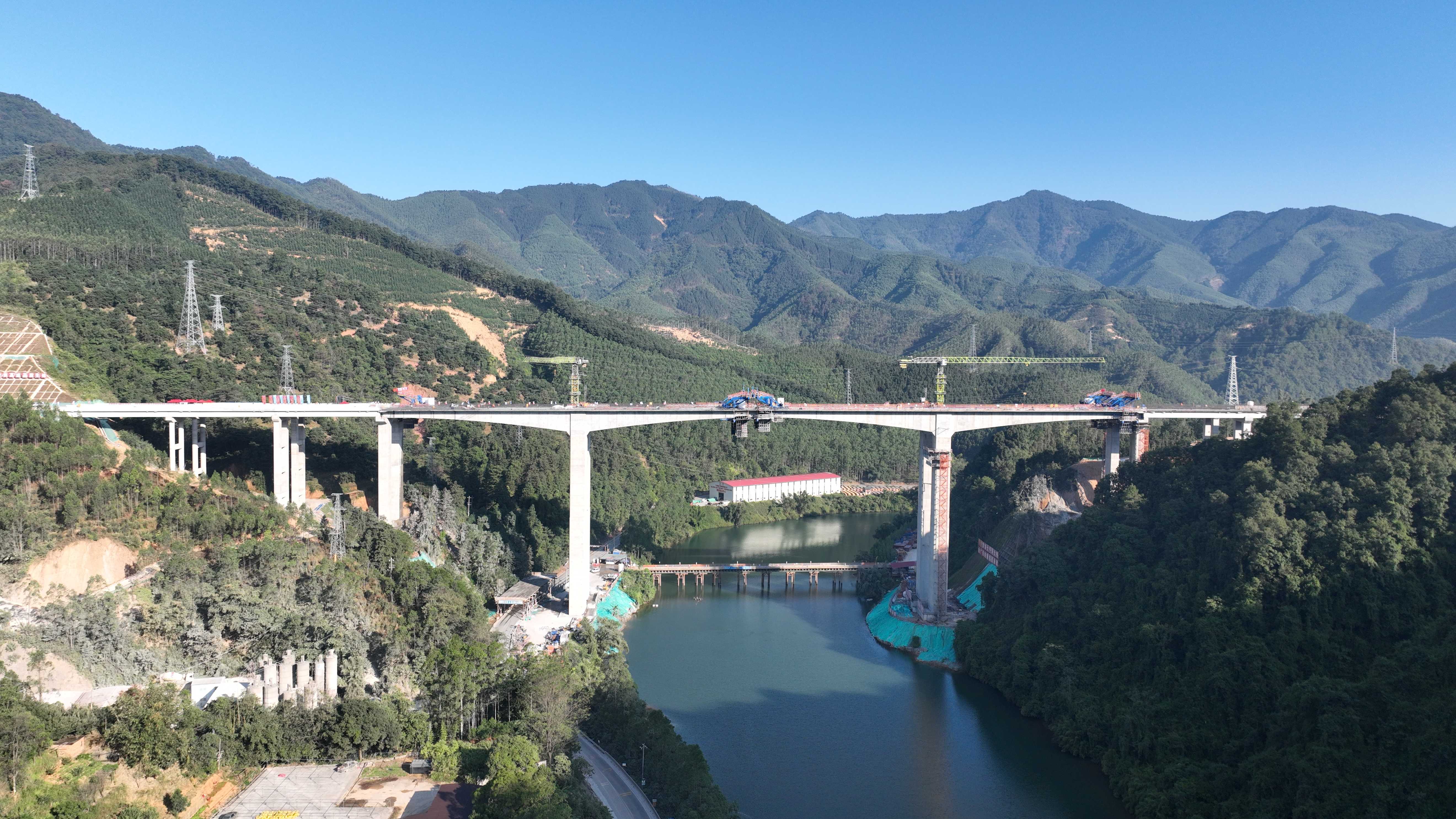 黄洞大宁河大桥航拍图.jpg nba盘口